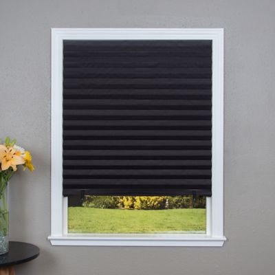 Pleated Paper Shade Black 36'' X 75''
